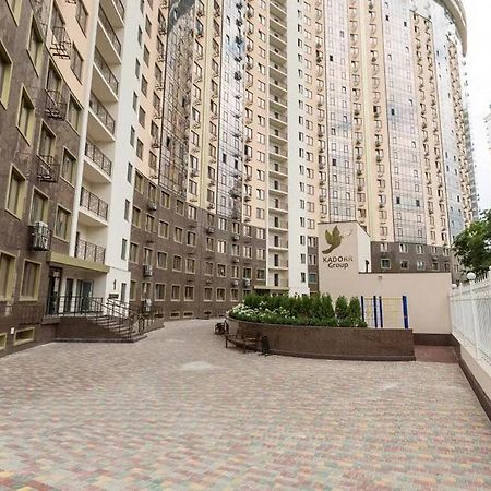 Апартаменты В Аркадии В Новом Доме Odesa Exterior photo